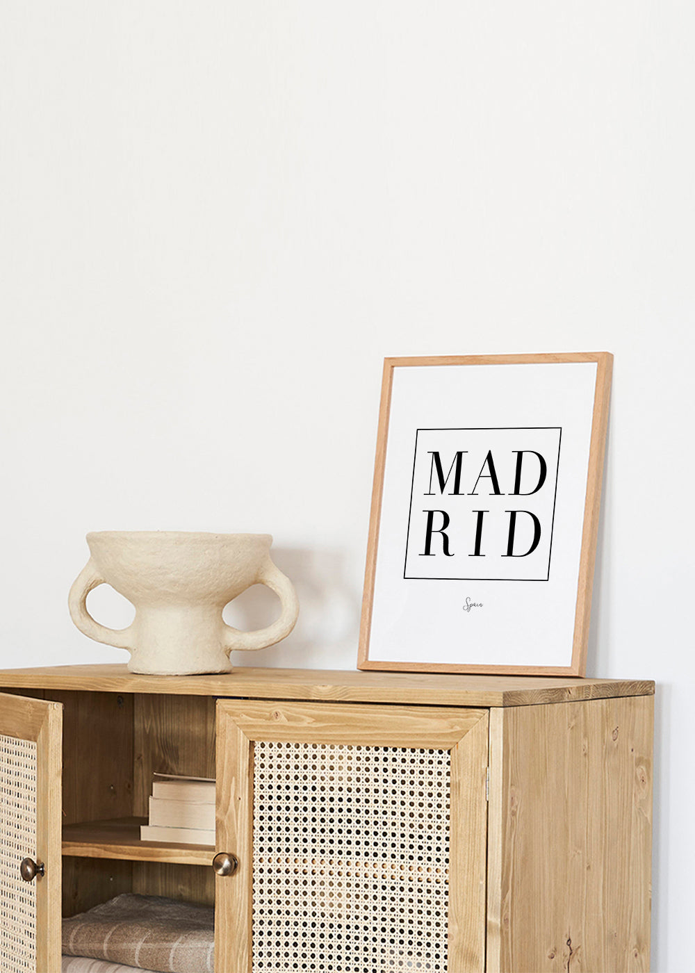 Stadskonst Madrid serif typografi