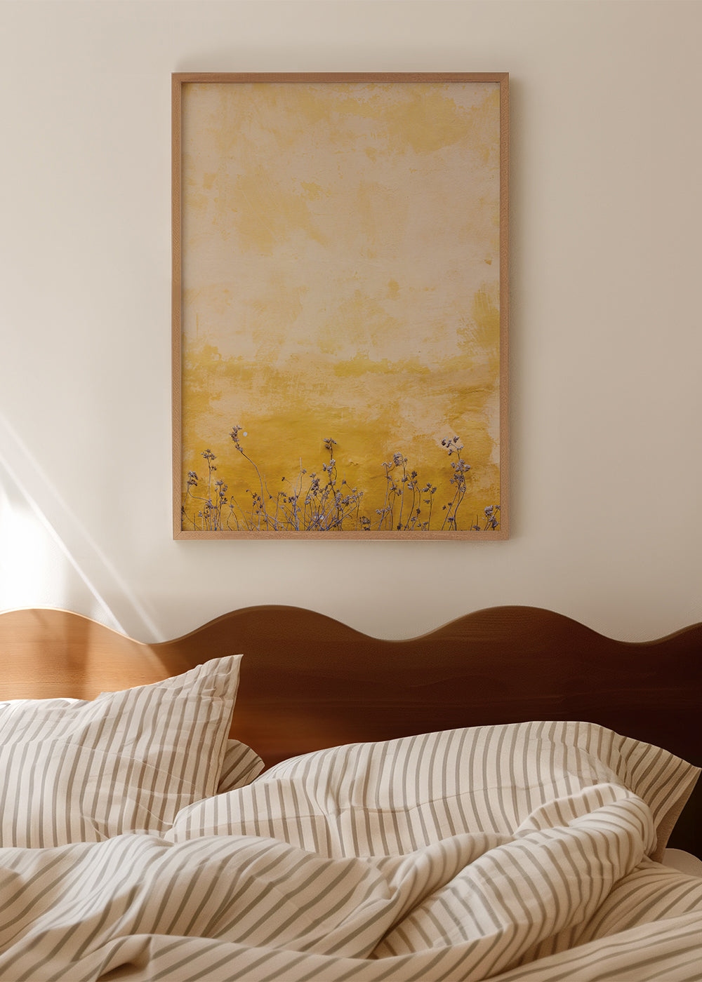 Botanisk poster: texturerad vägg med torkade blommor