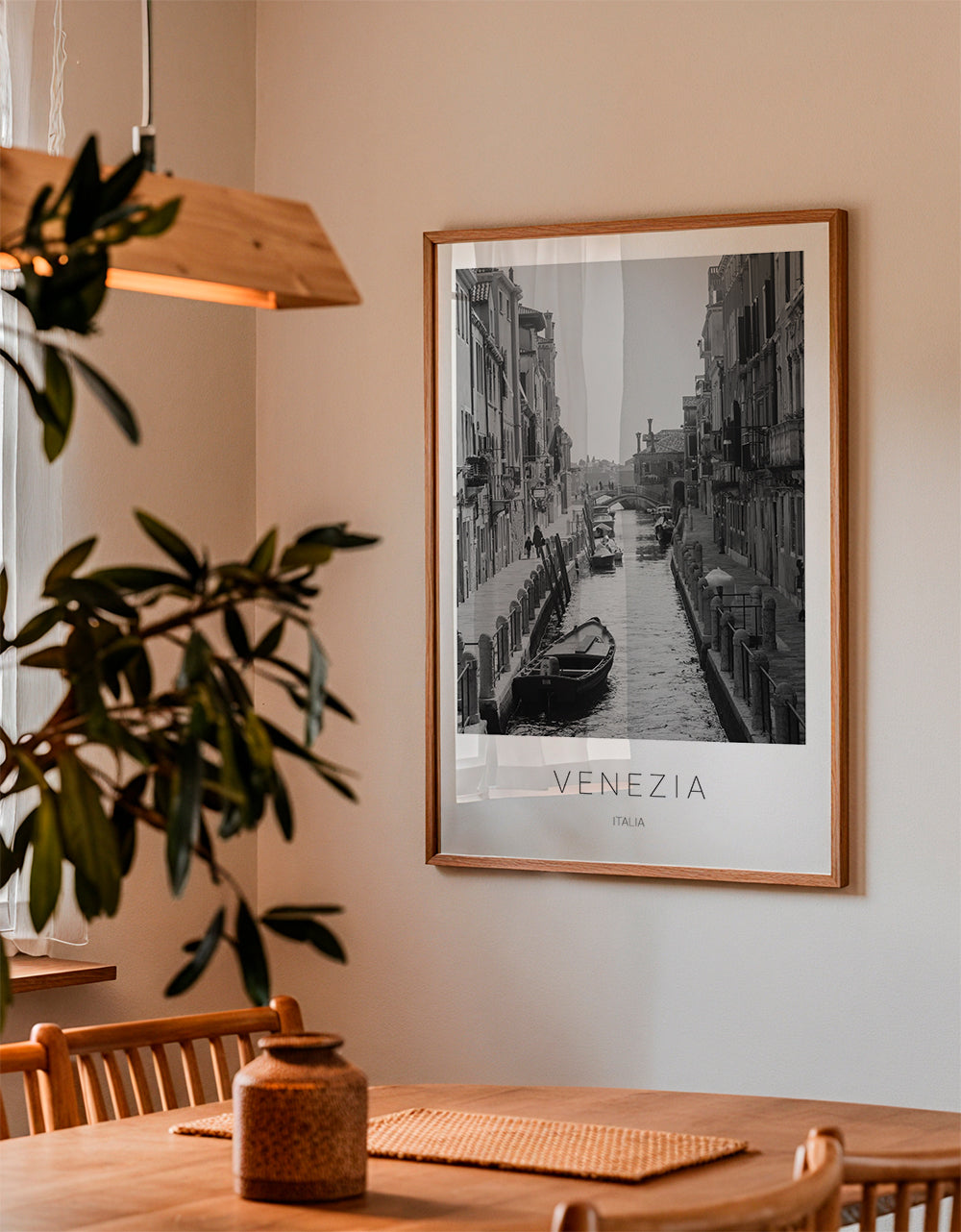 Stadsposter — Venedigs kanal i svartvitt