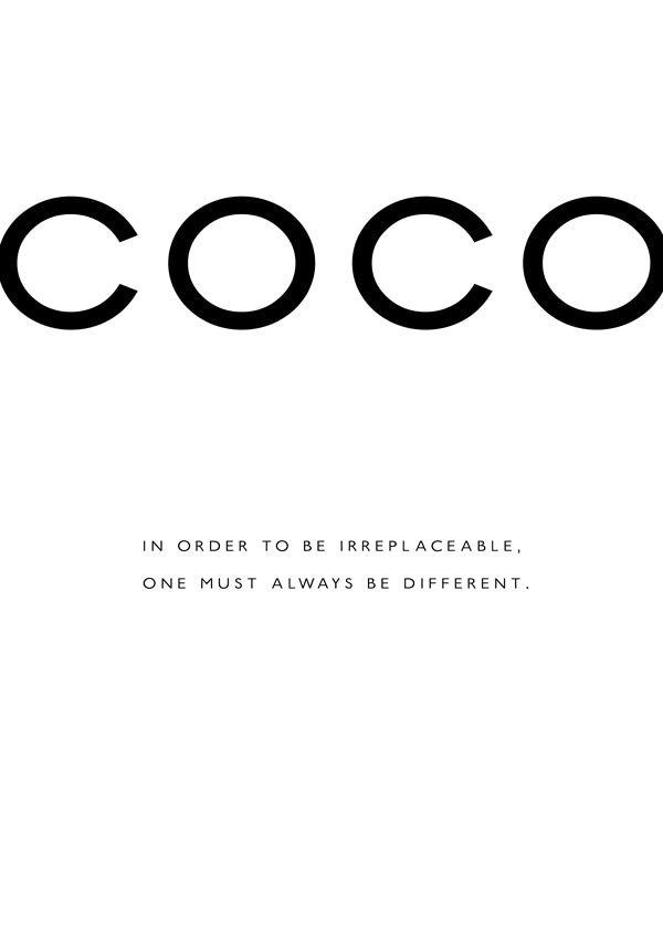 Svartvit poster med COCO-citat