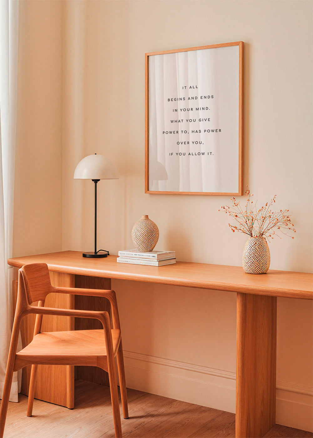 Minimalistisk affisch med centrerat citat