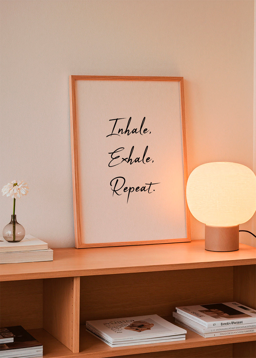 Avslappnande design med typografisk fras