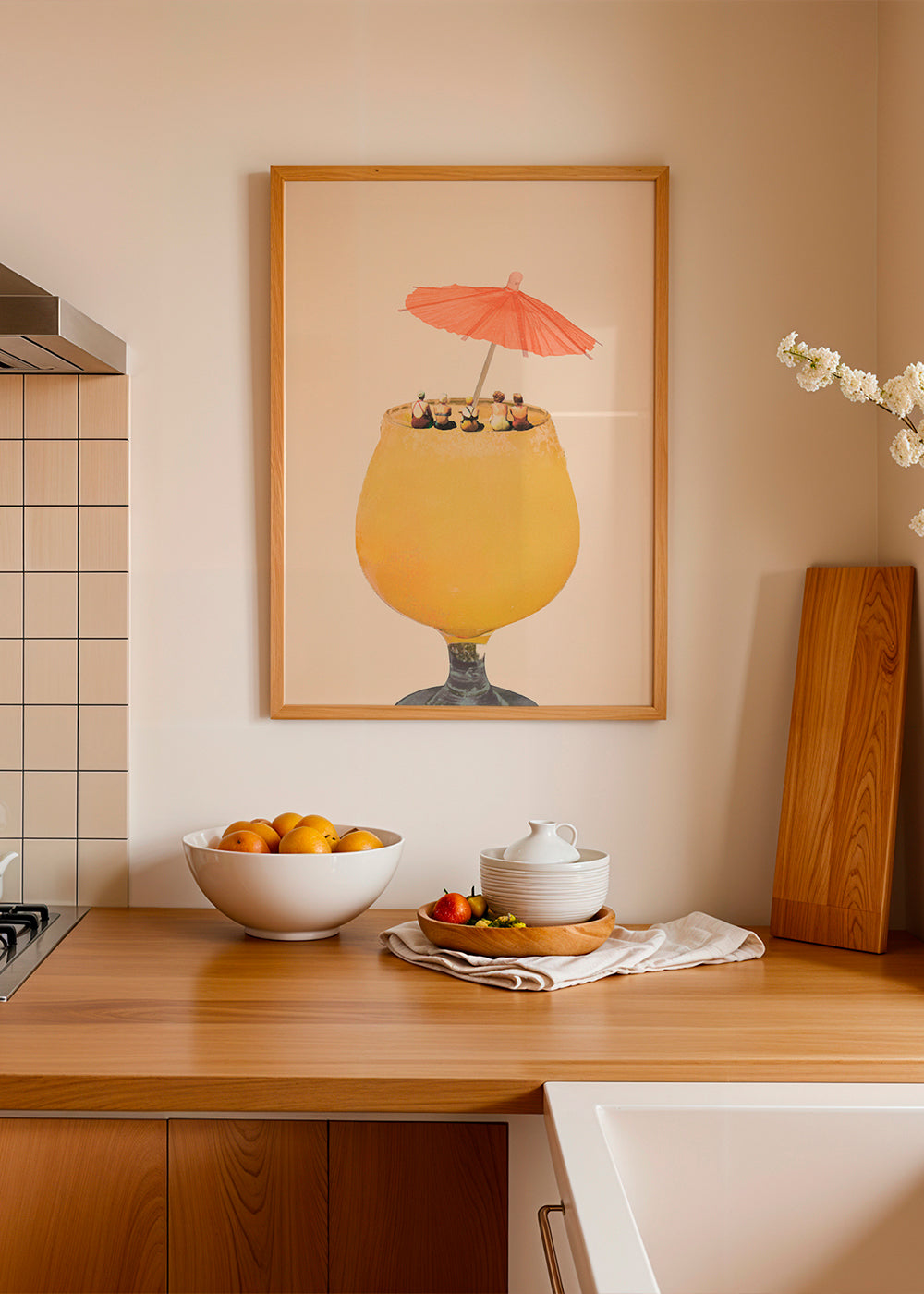Kökskonst: cocktail med miniatyrer på kanten