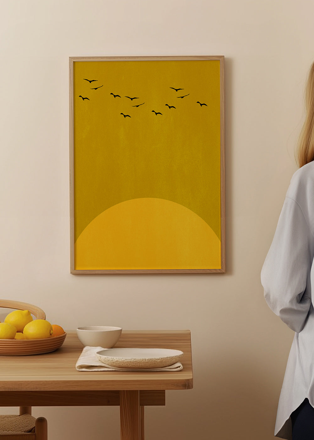 Minimalistiskt landskap med sol och fåglar