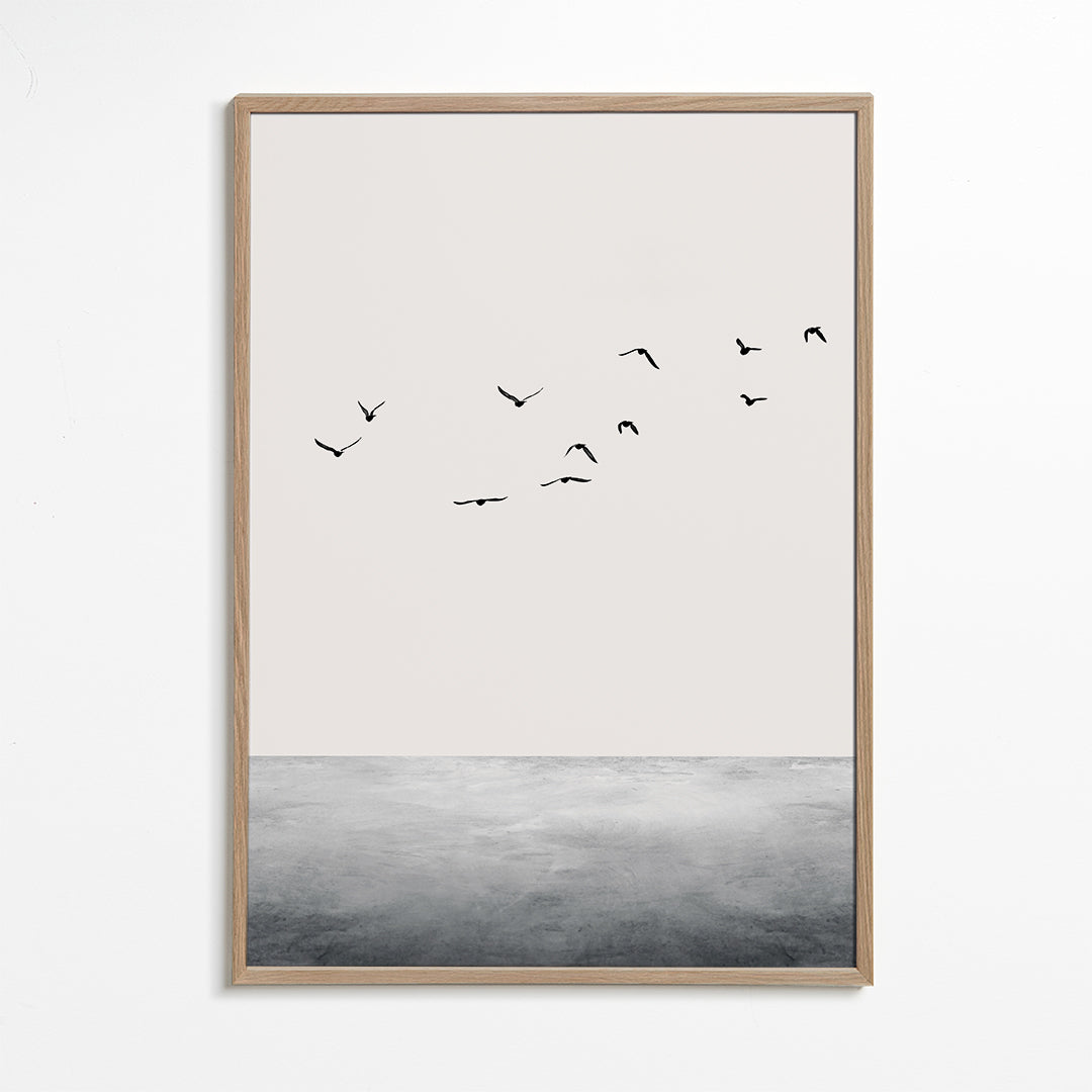 Minimalistisk tryck med flygande fåglar över lugn horisont