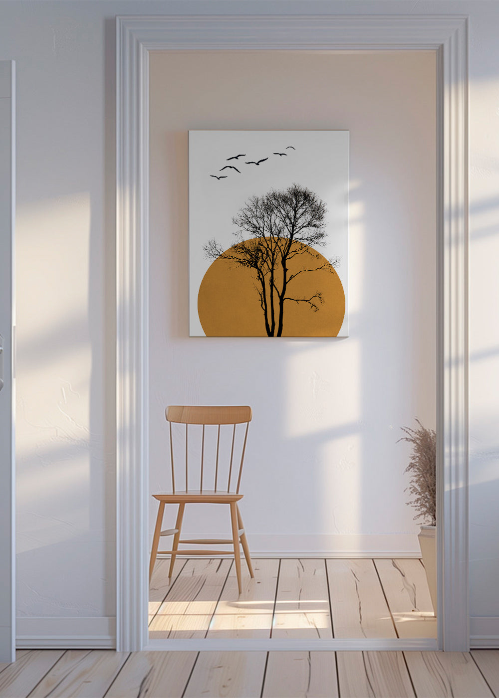 Landskapskonst med träsilhuett och orange sol