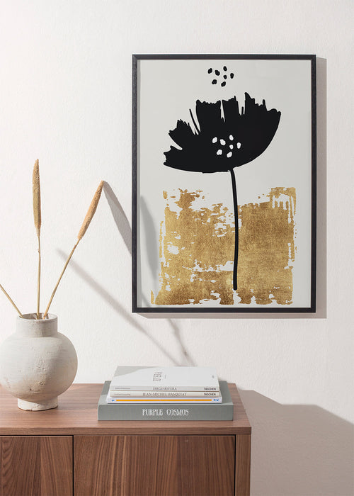 Botanisk poster: svart vallmo med guldig textur