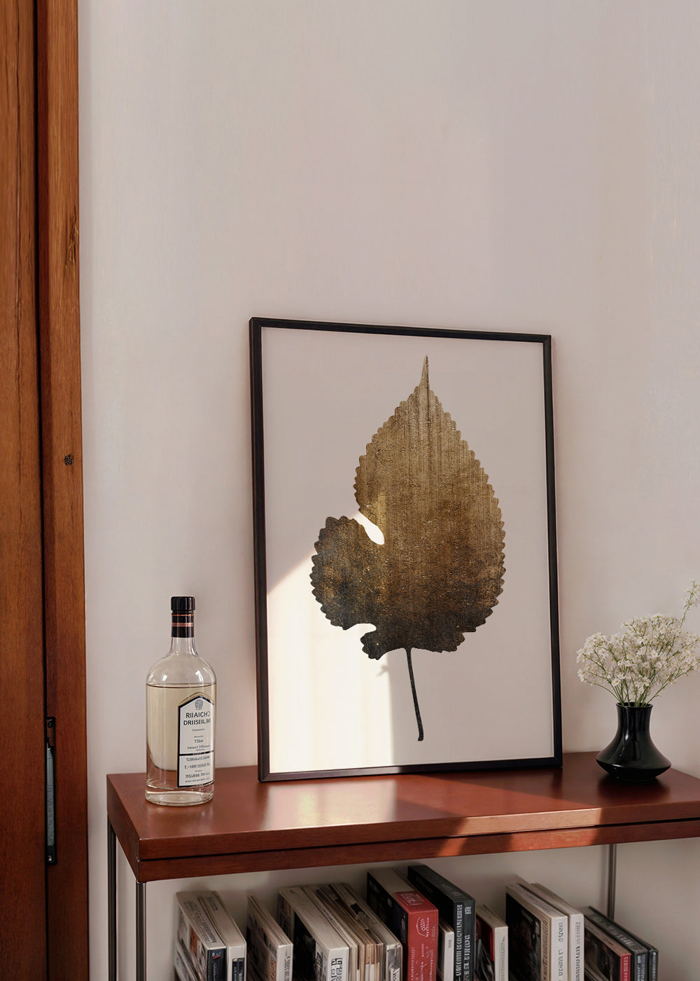 Botanisk print med texturerat guldband