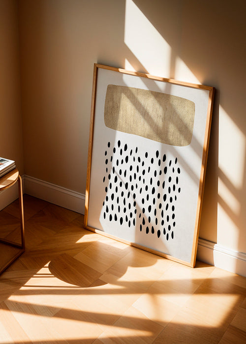 Minimalistisk design med guldblock och svarta motiv