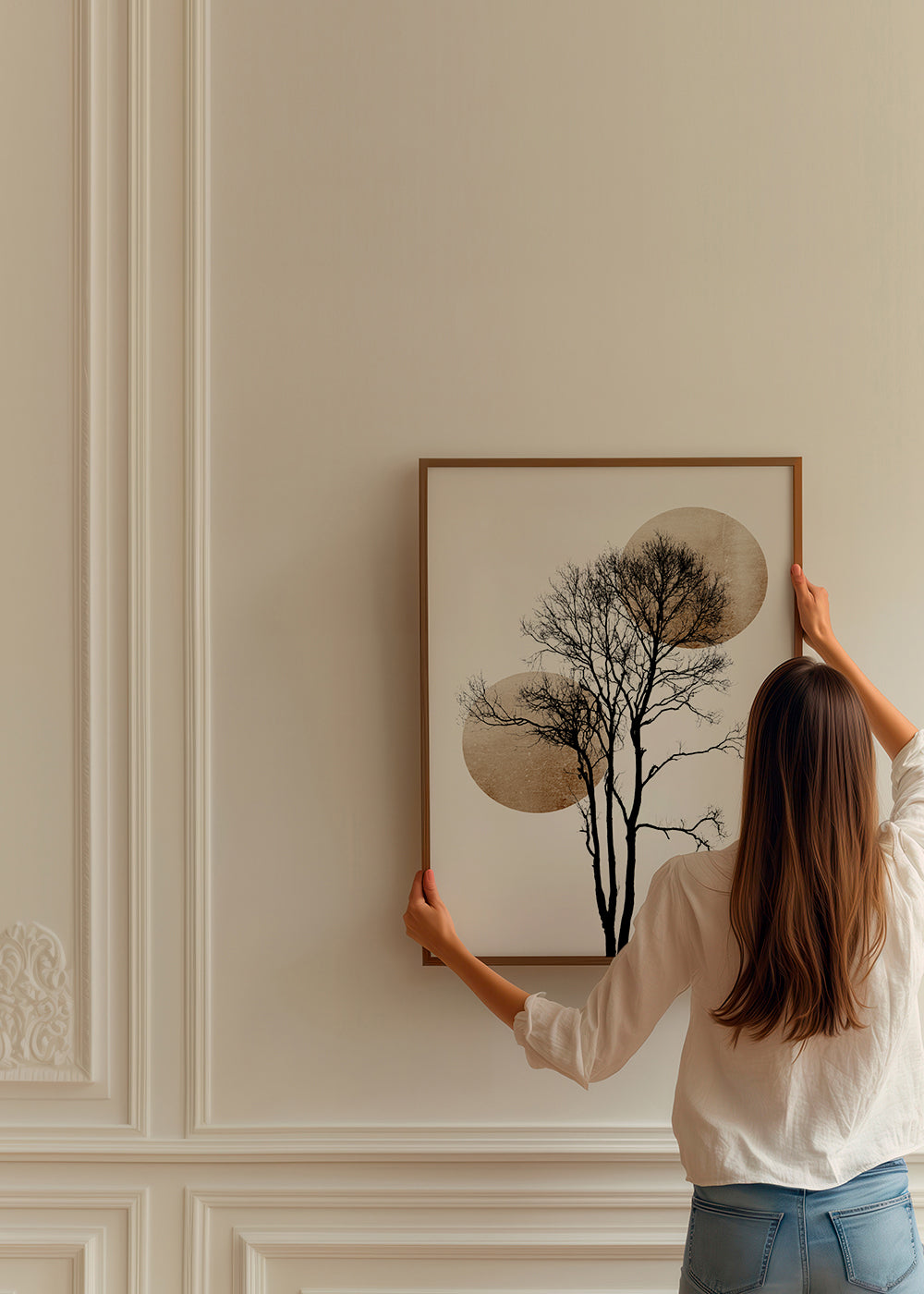 Botanisk poster: trädsilhuett med gyllene skivor