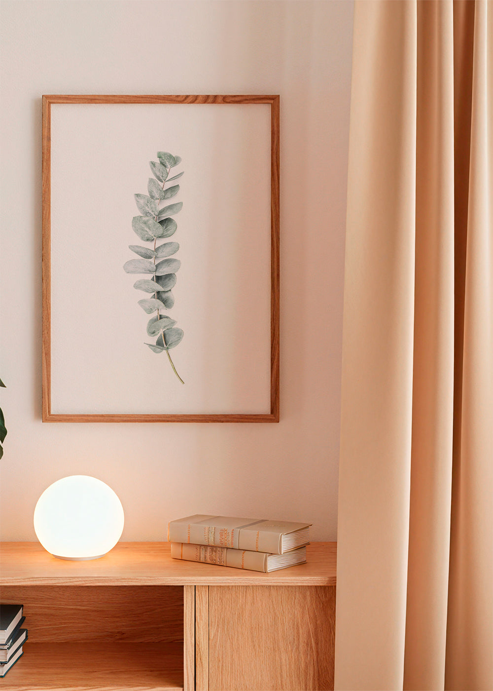 Botanisk poster: eukalyptusgren i minimalistisk stil