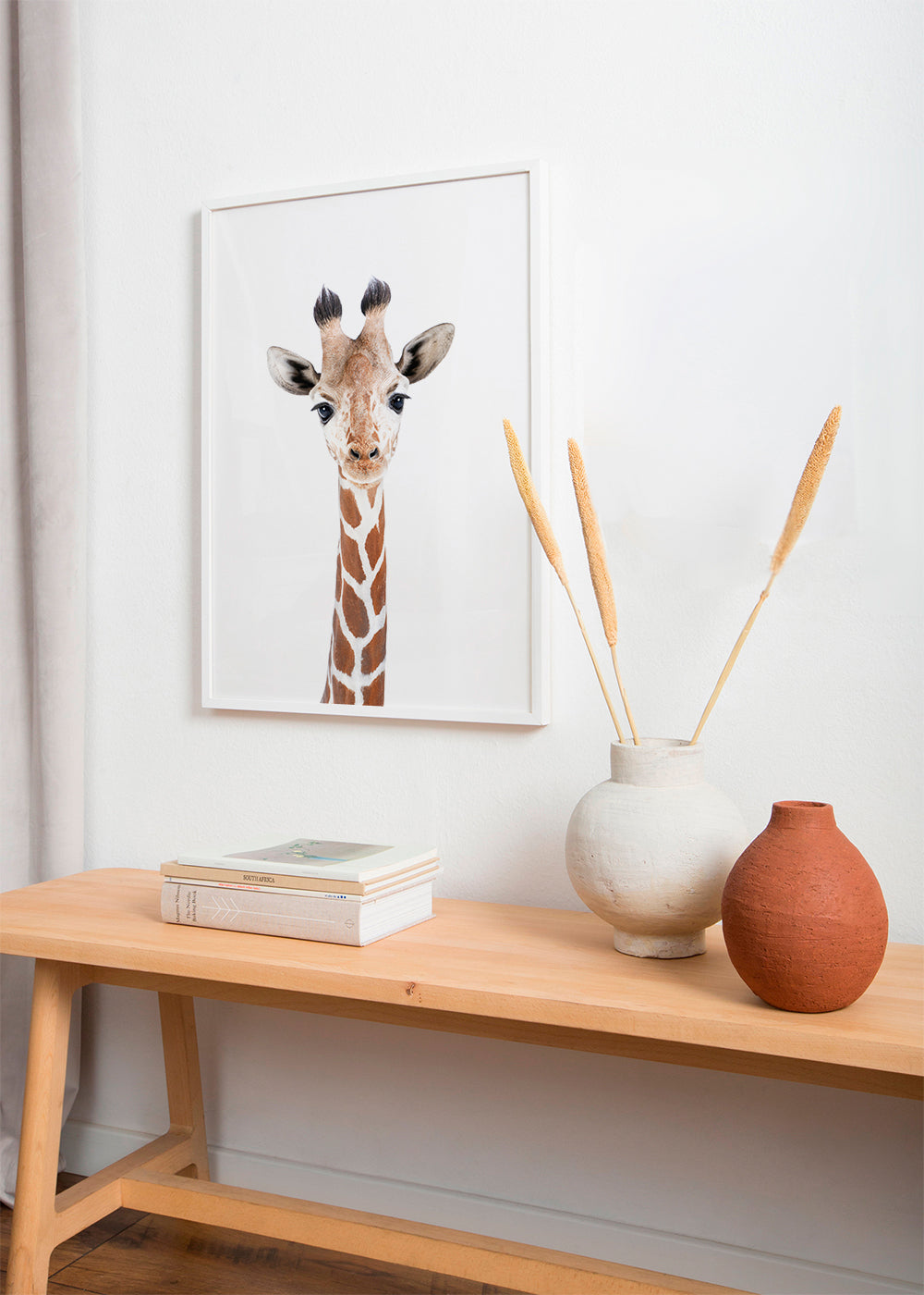 Poster giraff porträtt mot vit bakgrund
