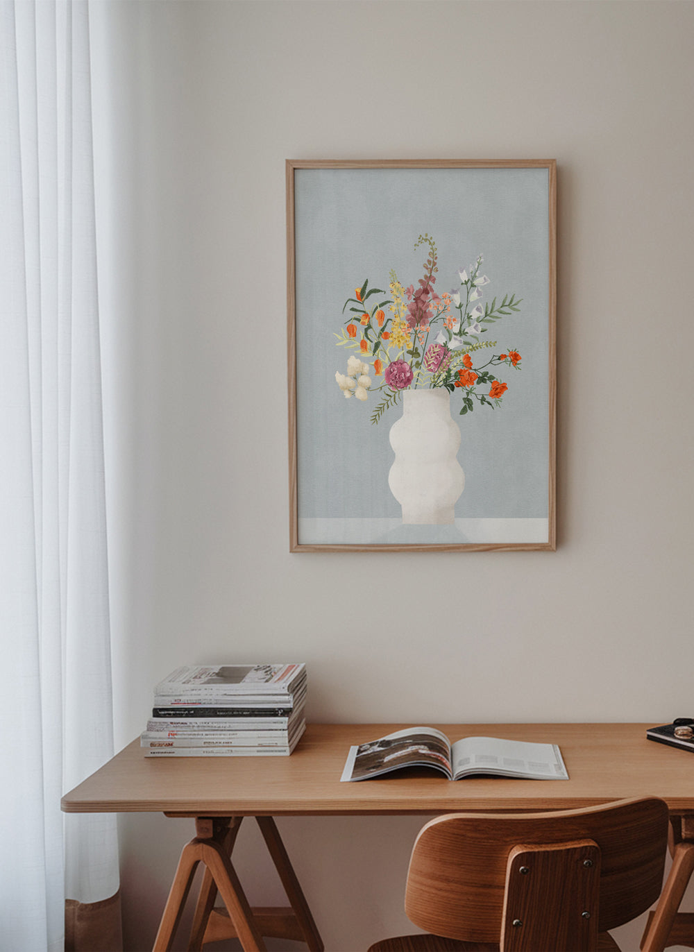 Botanisk poster med vas och färgglad bukett