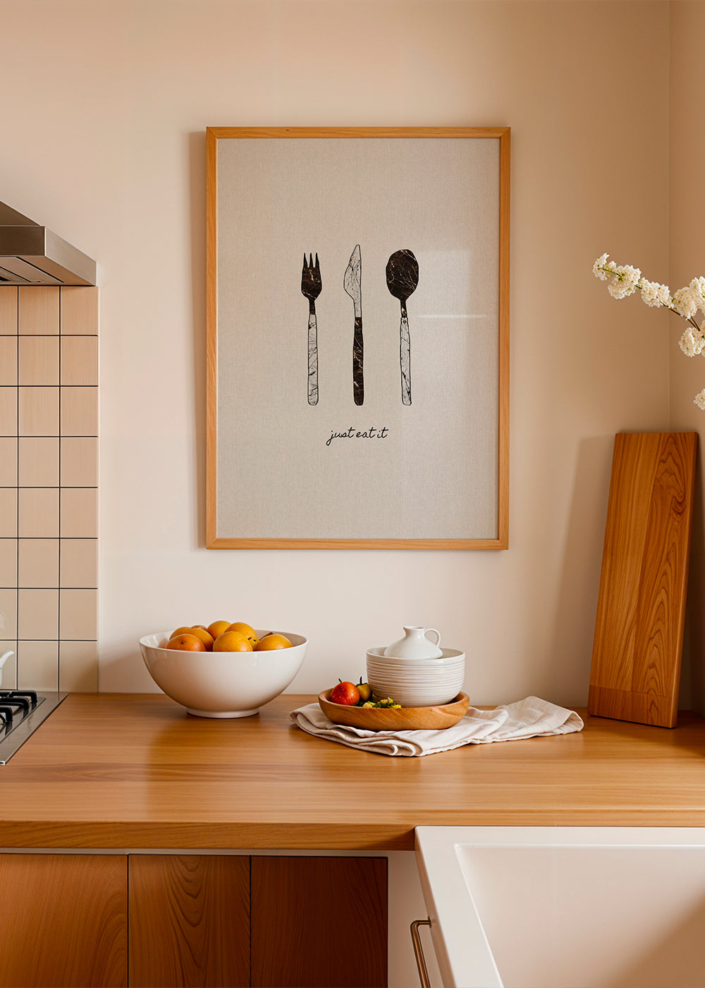Kökskonst med marmorerat bestick