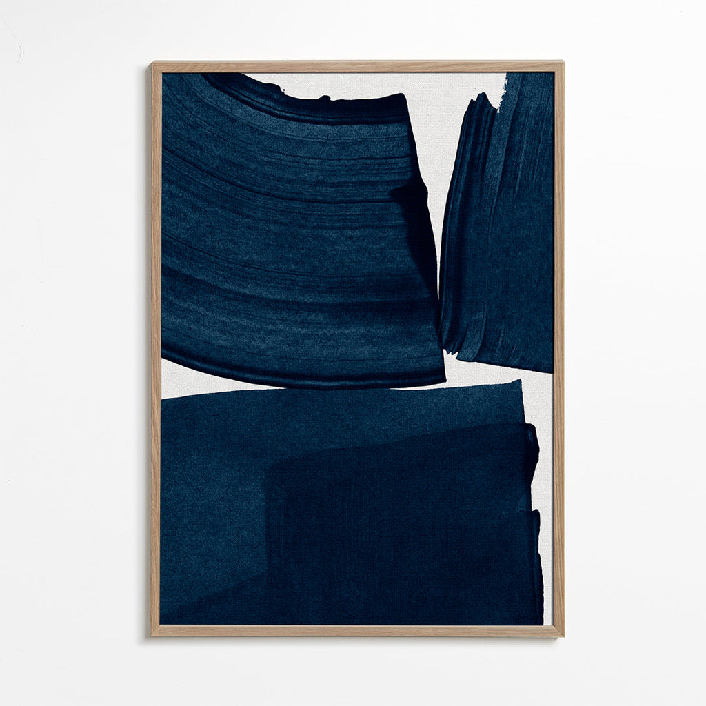 Minimalistisk tavla med blå penseldrag