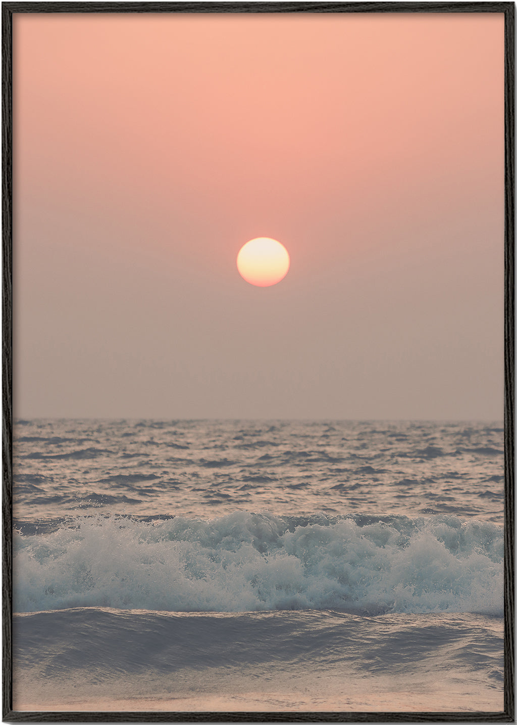 Landskapskonst: rosa solnedgång över havet