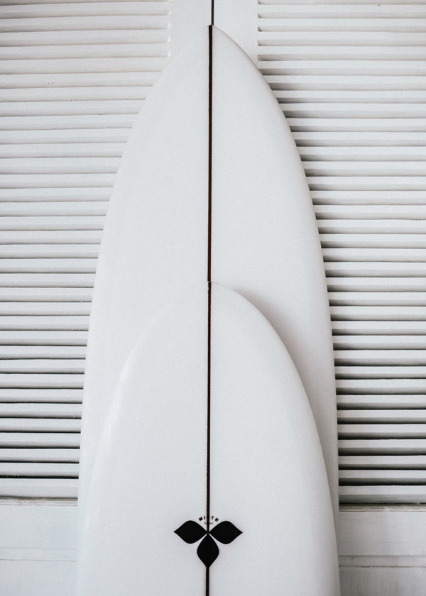 Sportkonst: minimalistiska surfbrädor