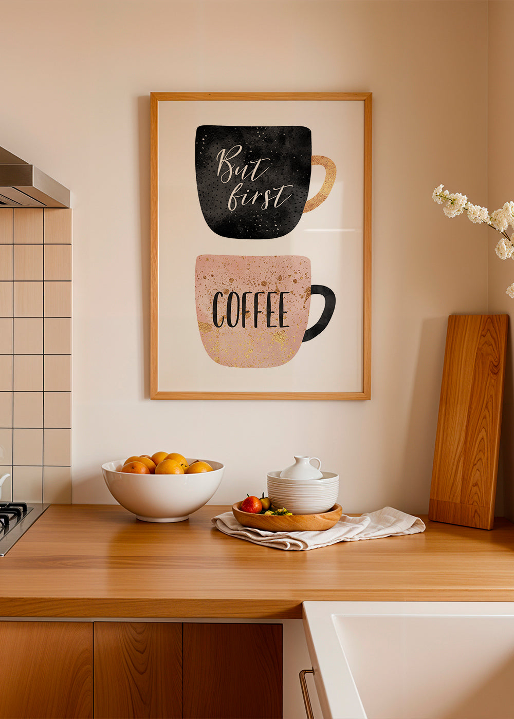 Kökskonst: illustrerade kaffekoppar med text