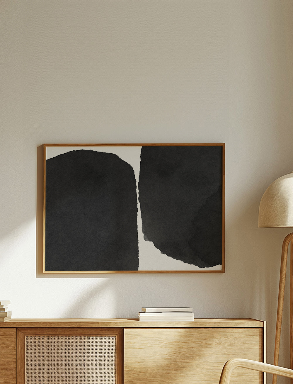 Svartvit minimal konst med bläckfläckar