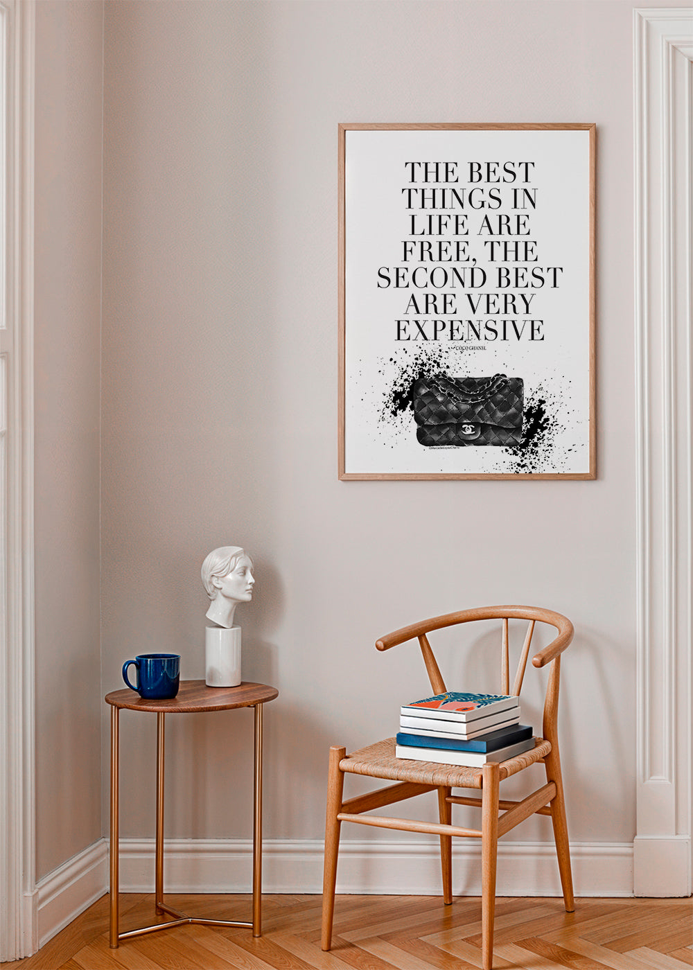 Vintageposter med ikonisk väska och citat