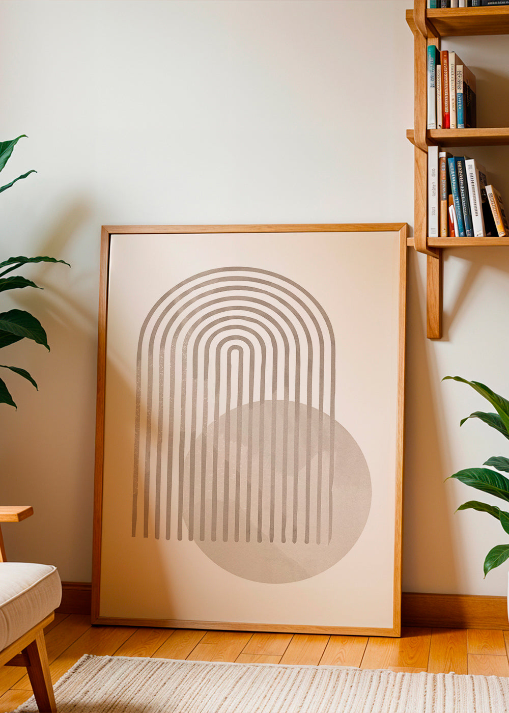 Geometrisk poster med beige båge och cirkel