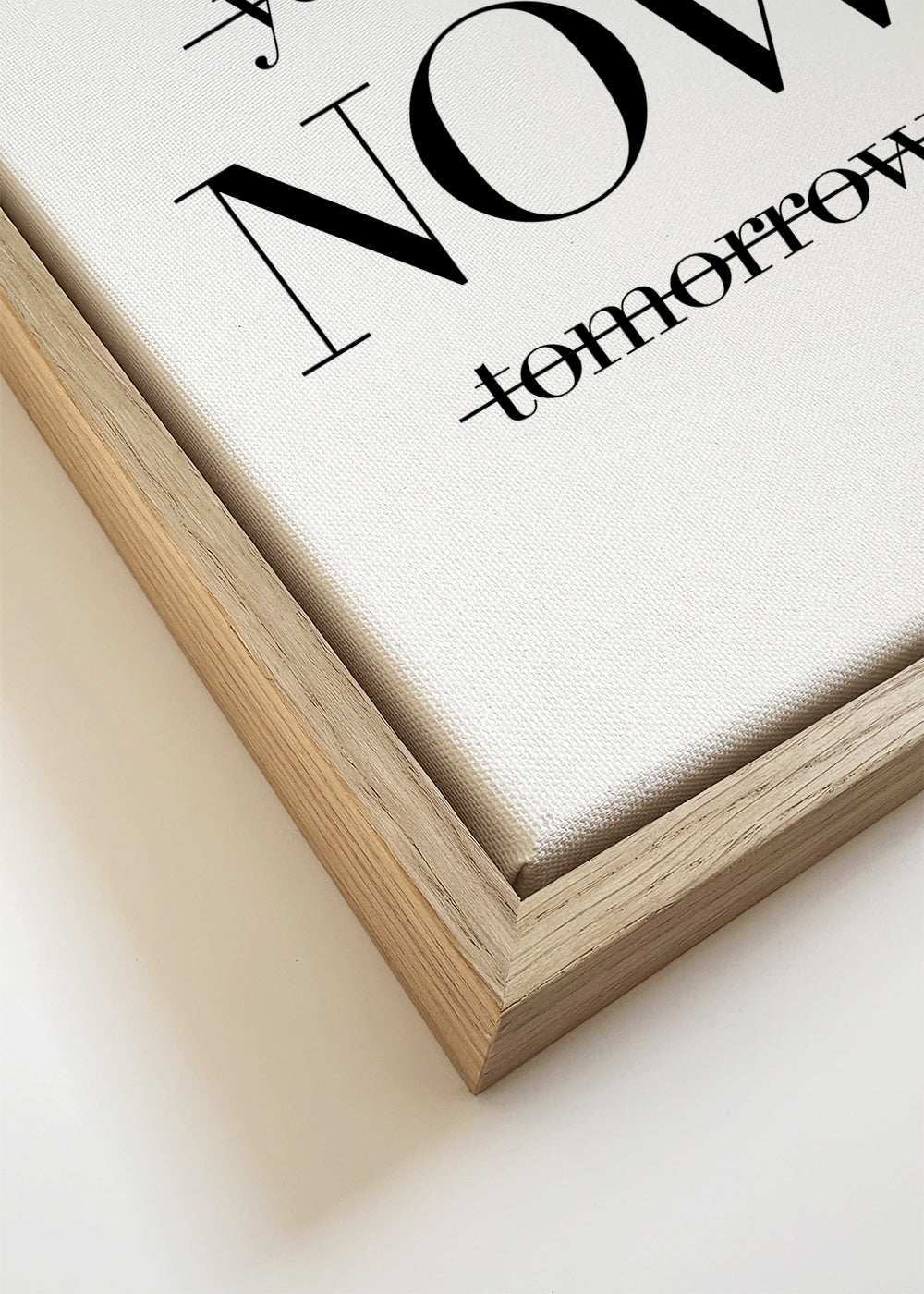 Minimalistisk design NOW typografi
