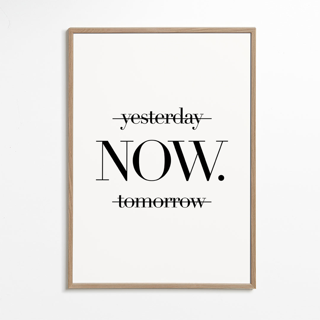 Minimalistisk design NOW typografi