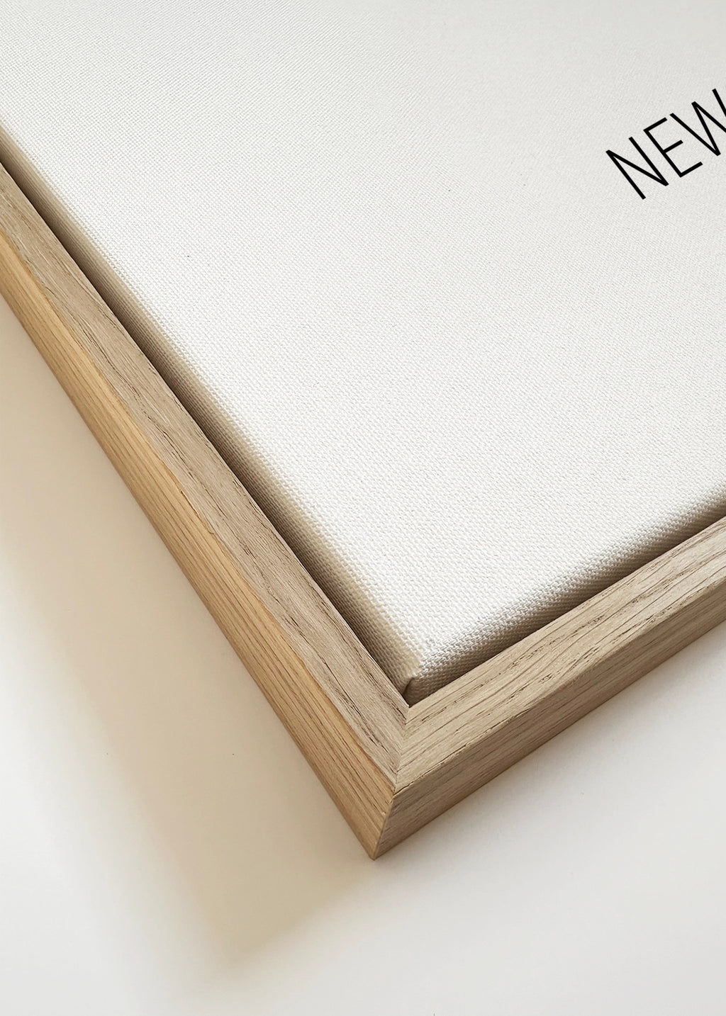 Newcastle Skyline en blanco y negro - Framed canvas detail