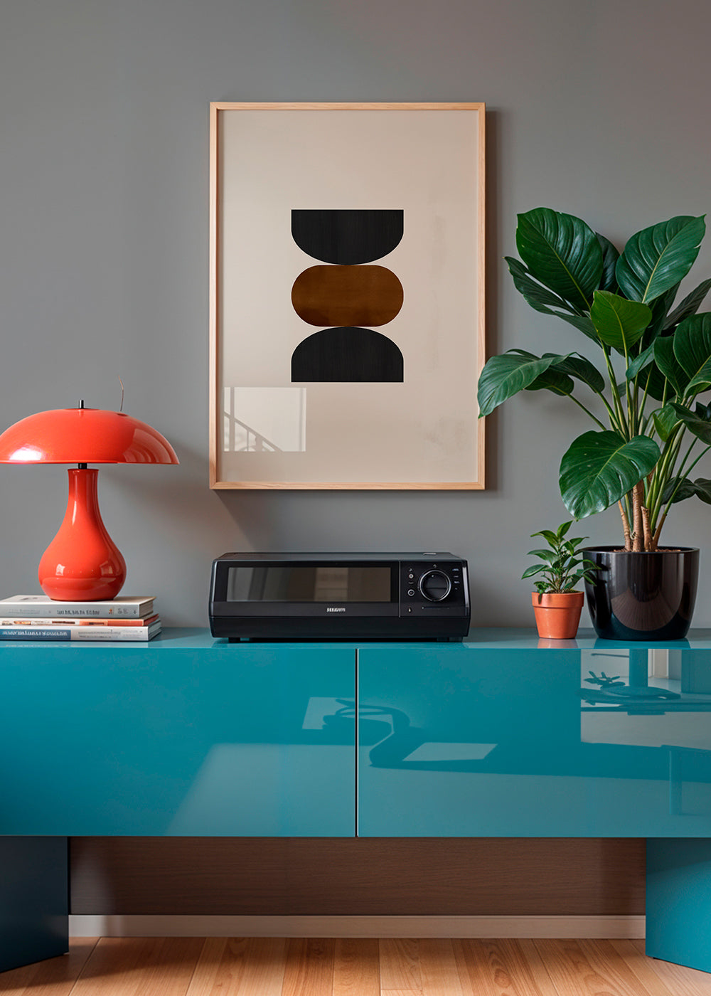 Geometrisk poster staplad i beige, rust och svart