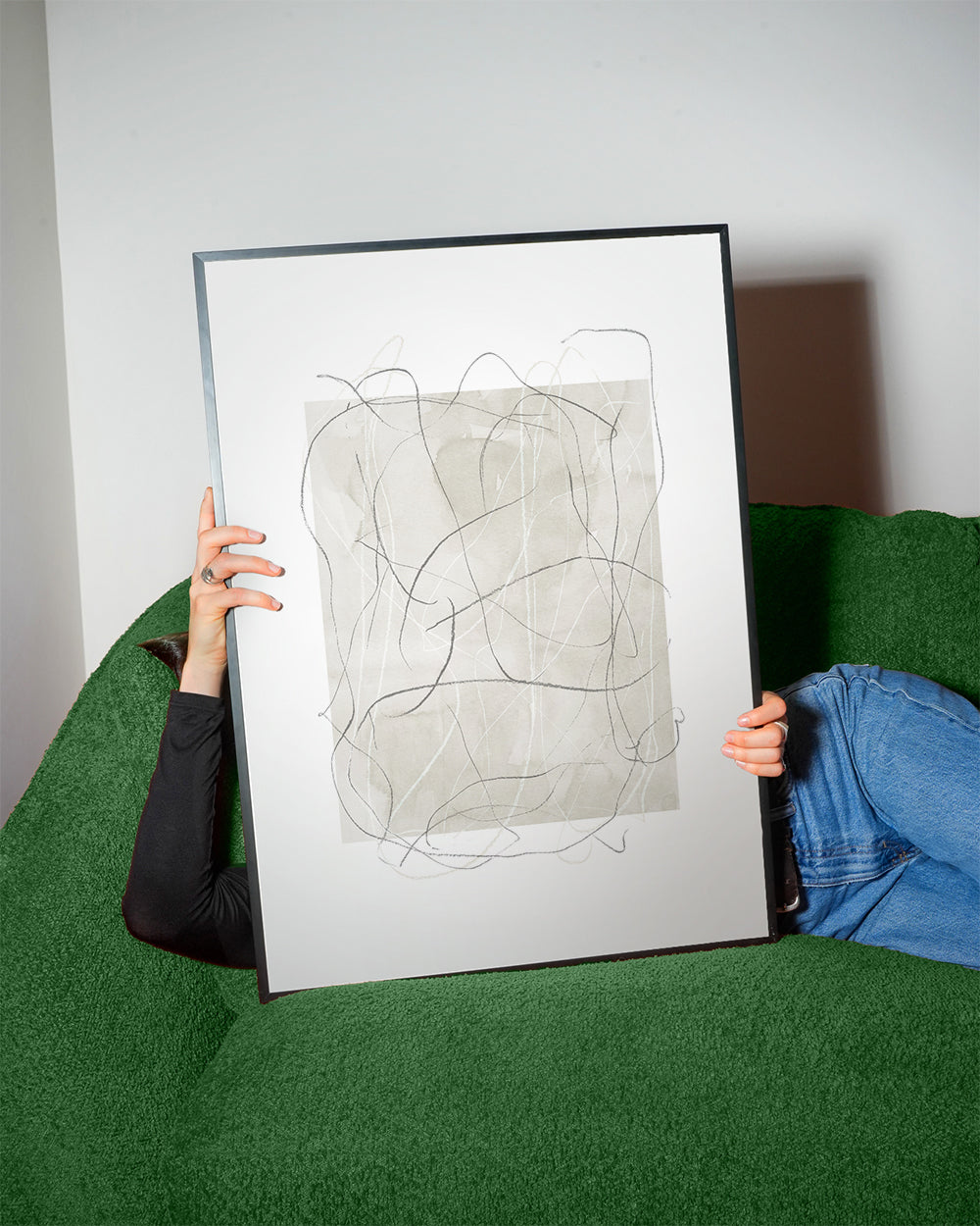 Abstrakt konst: beige fält med grå linjer