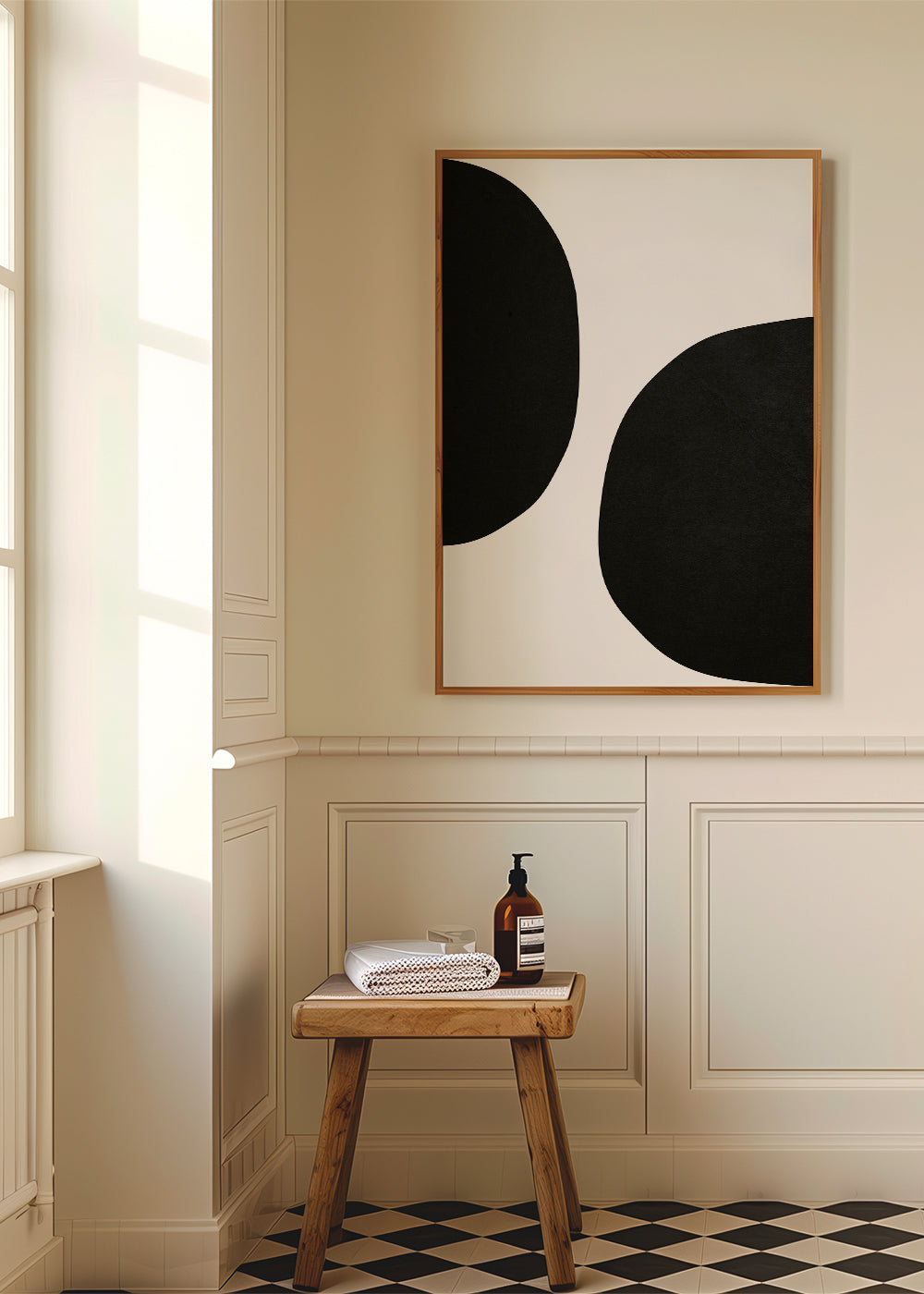 Minimalistisk design med organiska svarta former