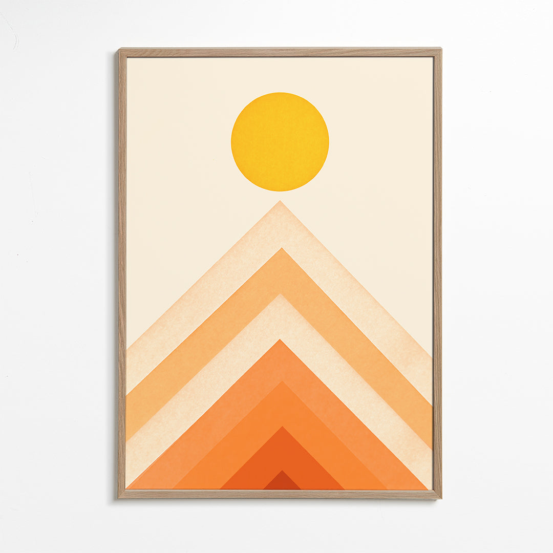 Geometrisk tavla med sol och minimalistiska toppar