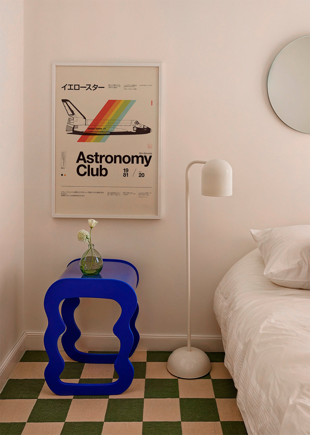 Vintageposter med rymdfärja och regnbågstrimmor