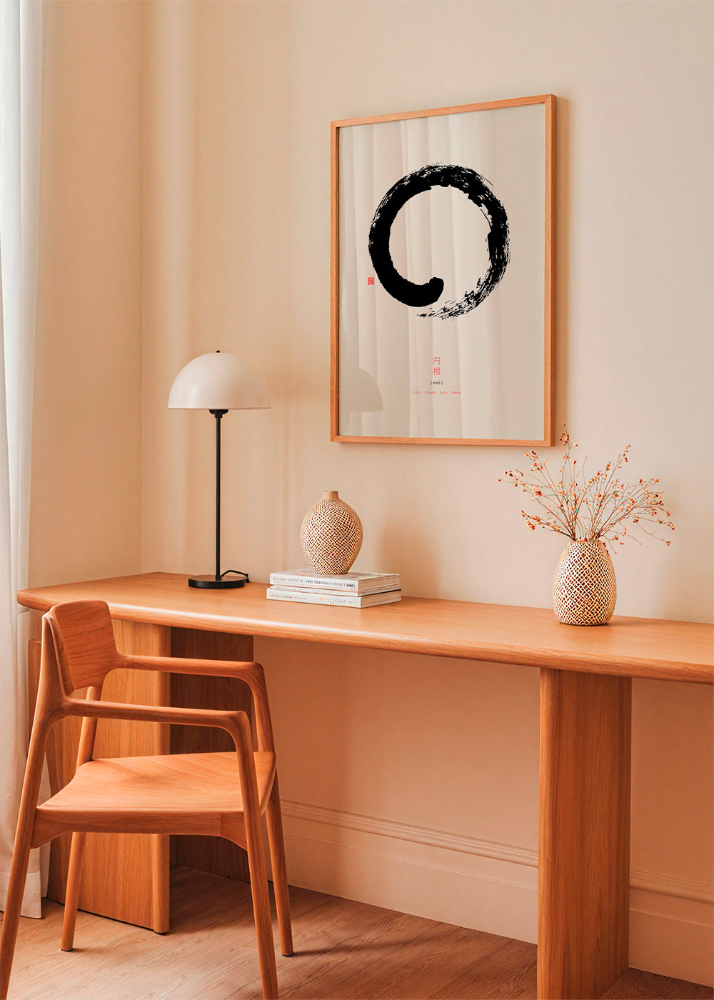 Minimalistisk ensō i bläck