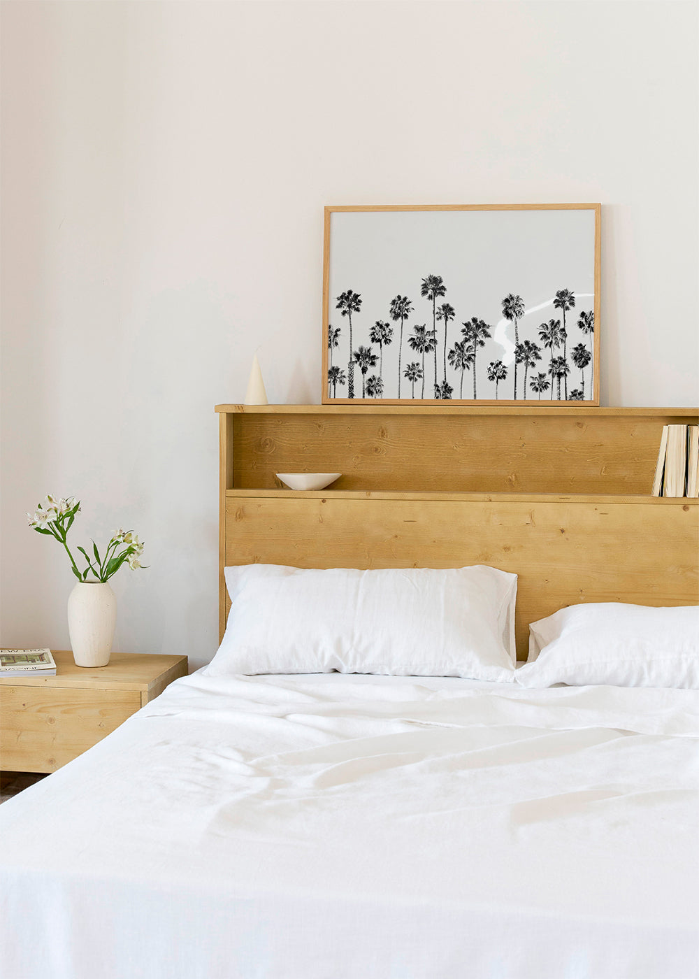 Botanisk print med palmer i svartvitt