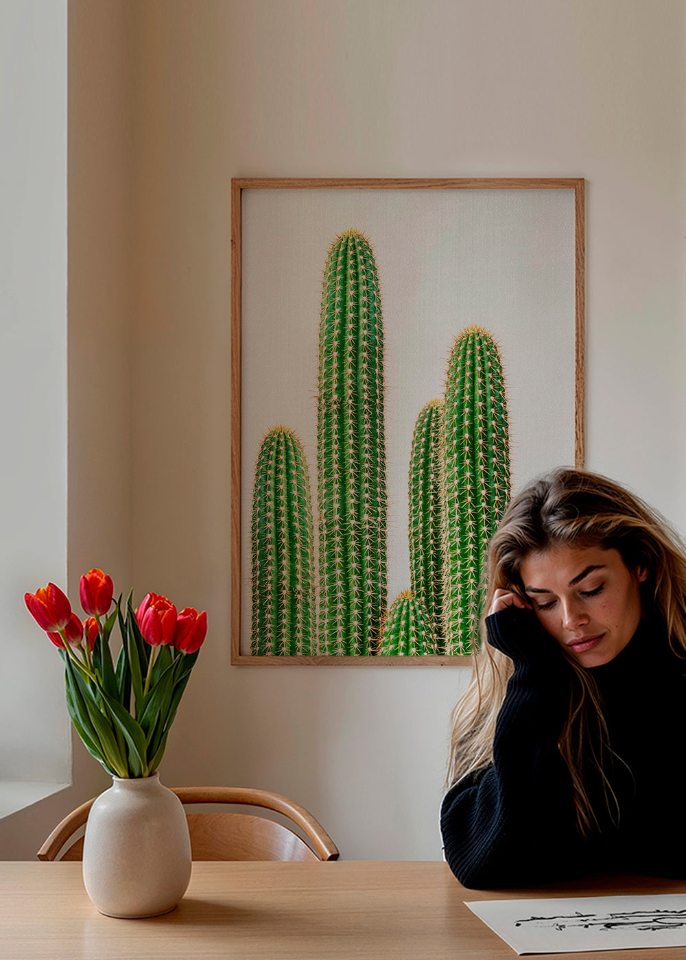 Botanisk poster: pelarkaktus mot vit bakgrund