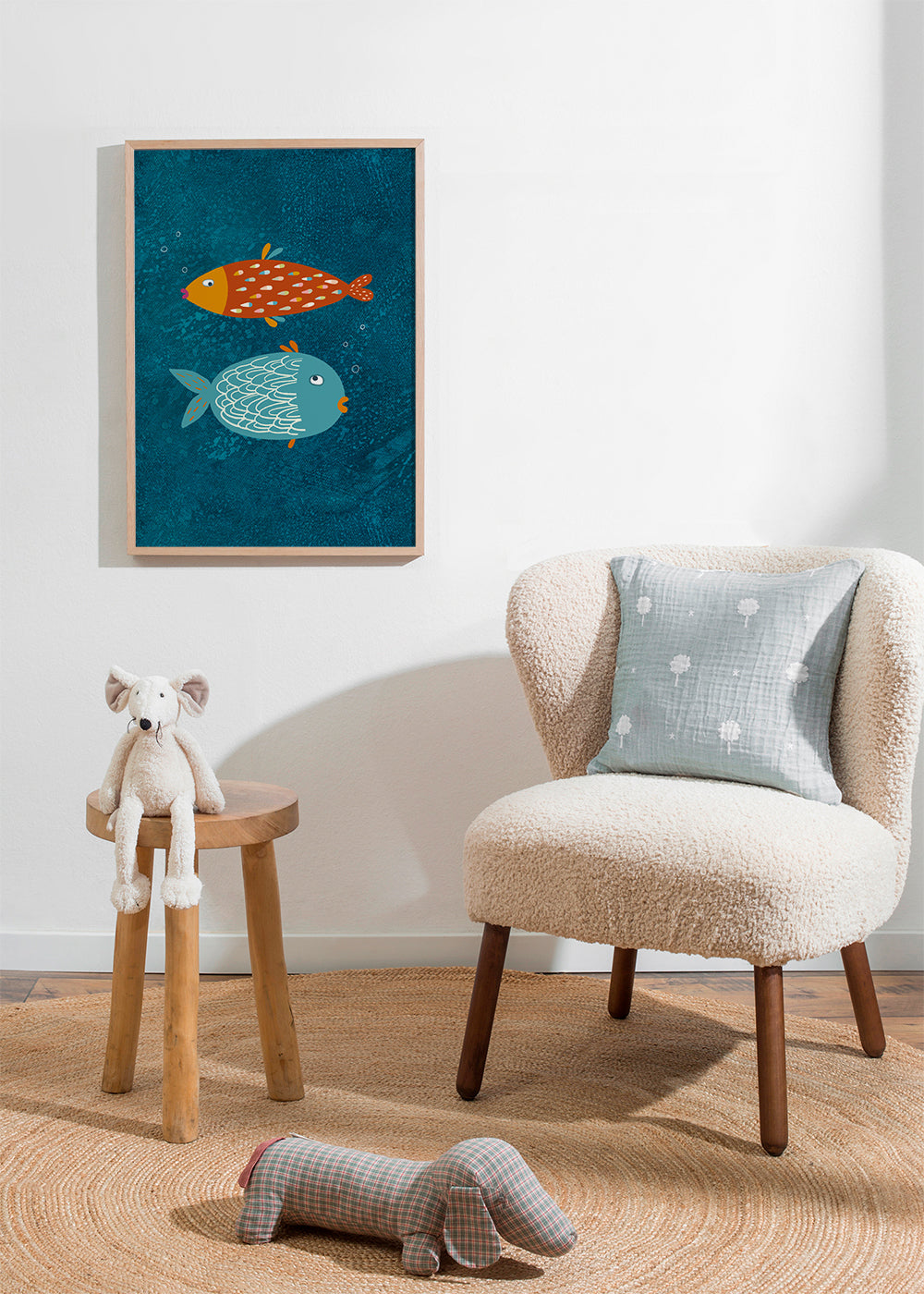 Poster lekfulla fiskar på blå bakgrund