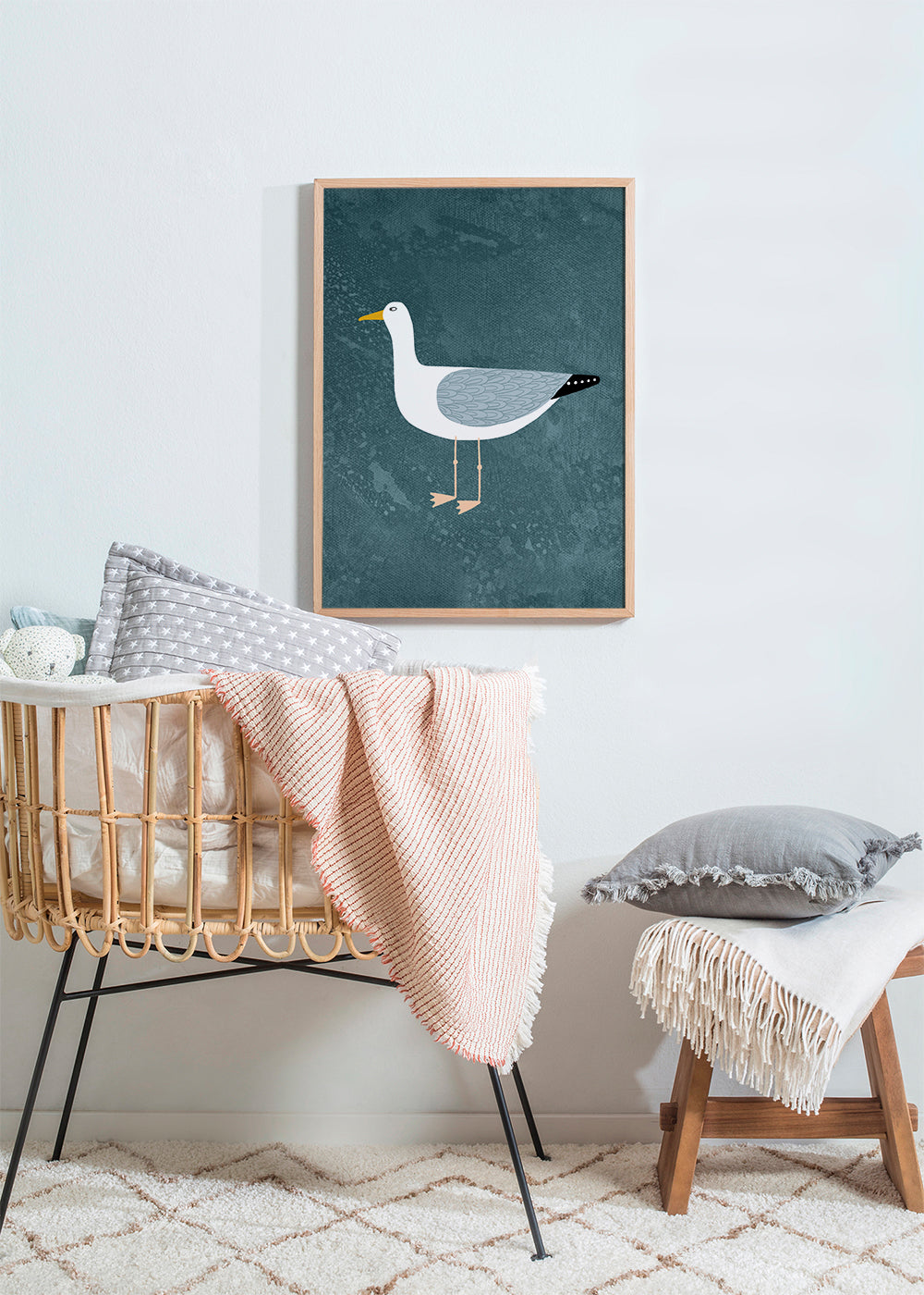 Måsillustration på blå bakgrund