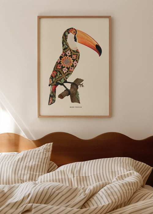 Boho-tukan med mönstrad fjäderdräkt