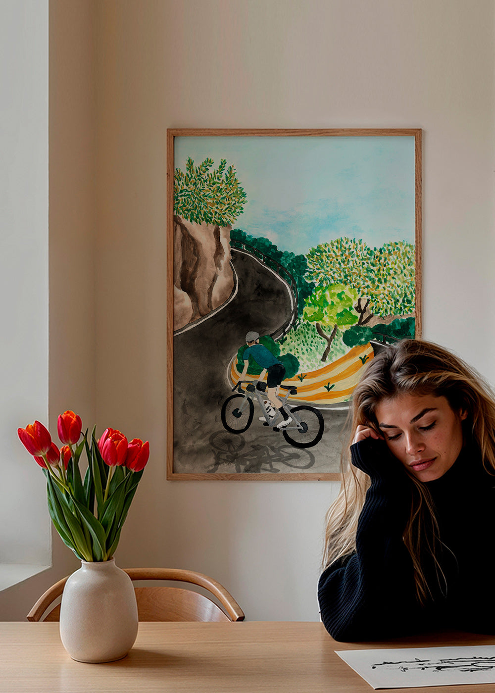 Landskapskonst med cyklist i bergskurva