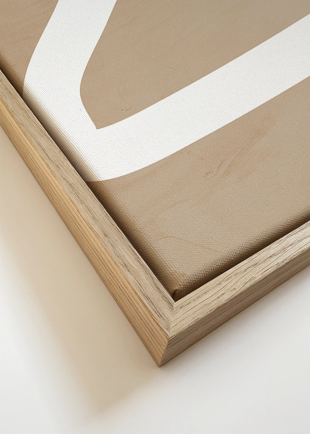 Minimalistisk tavla vit linje på beige