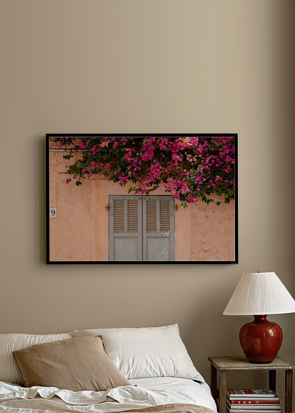 Botanisk poster: bougainvillea över gammal dörr – Product1