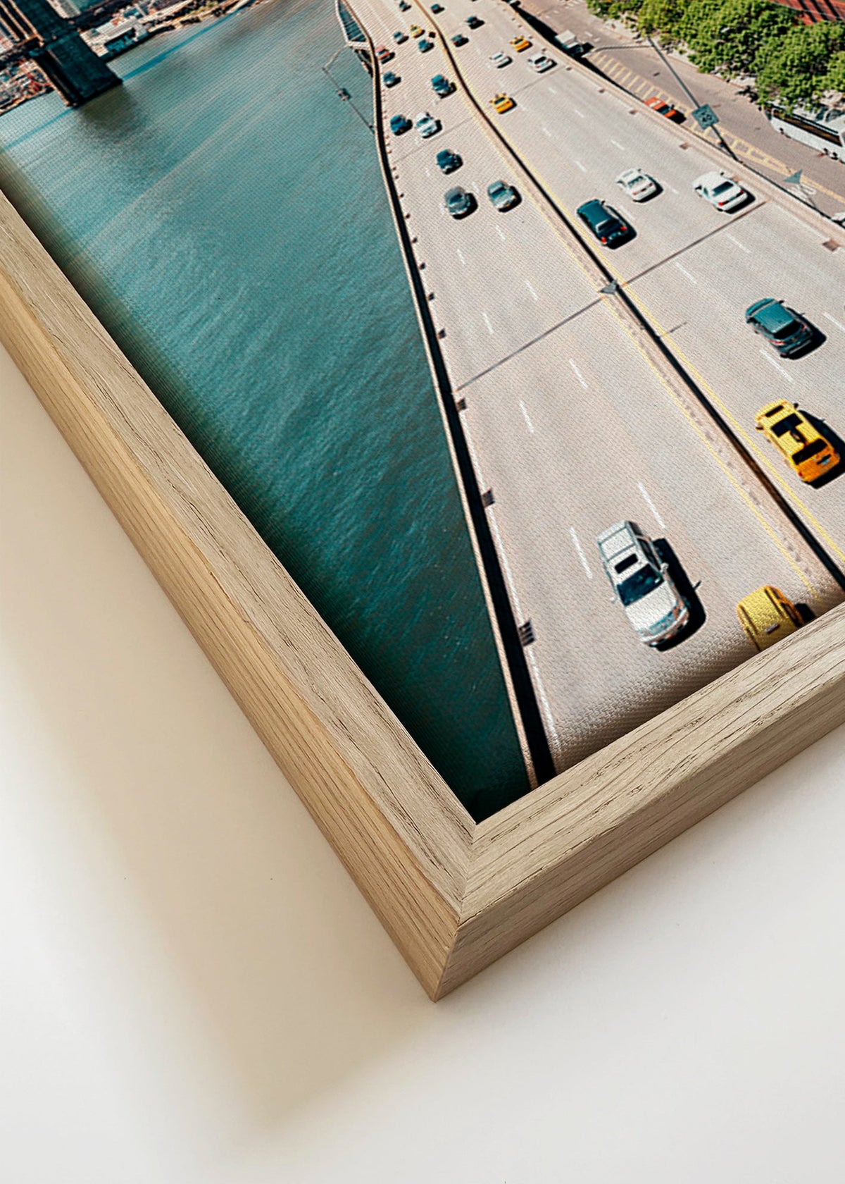 Kökskonst: skyline och bro från ovan – Canvas detail