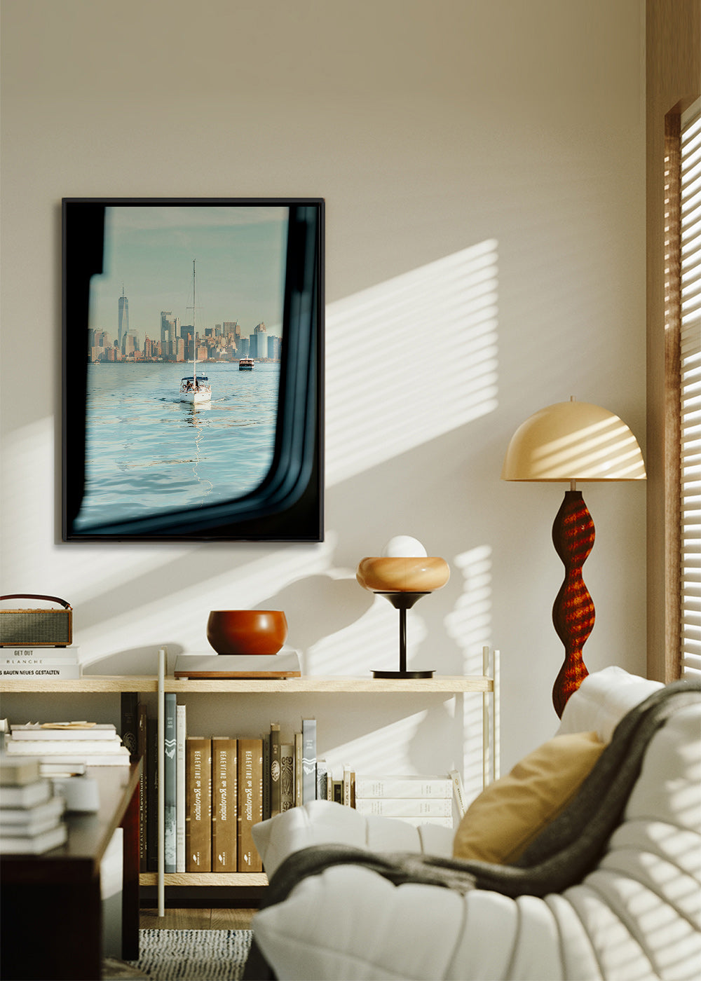 Reseaffisch med segelbåt och stadssiluett – Canvas2