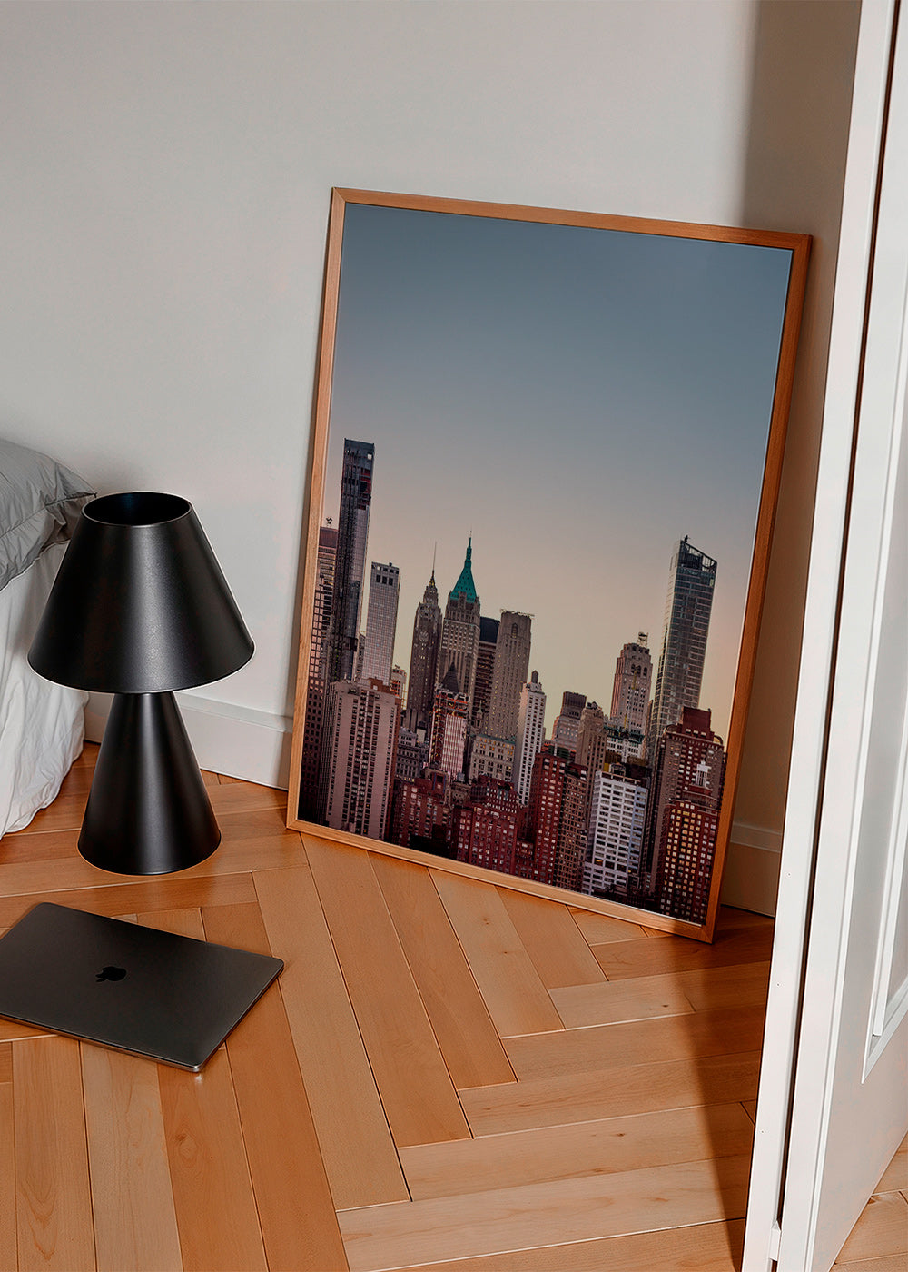 Stadsposter med skyline i skymning – Product2