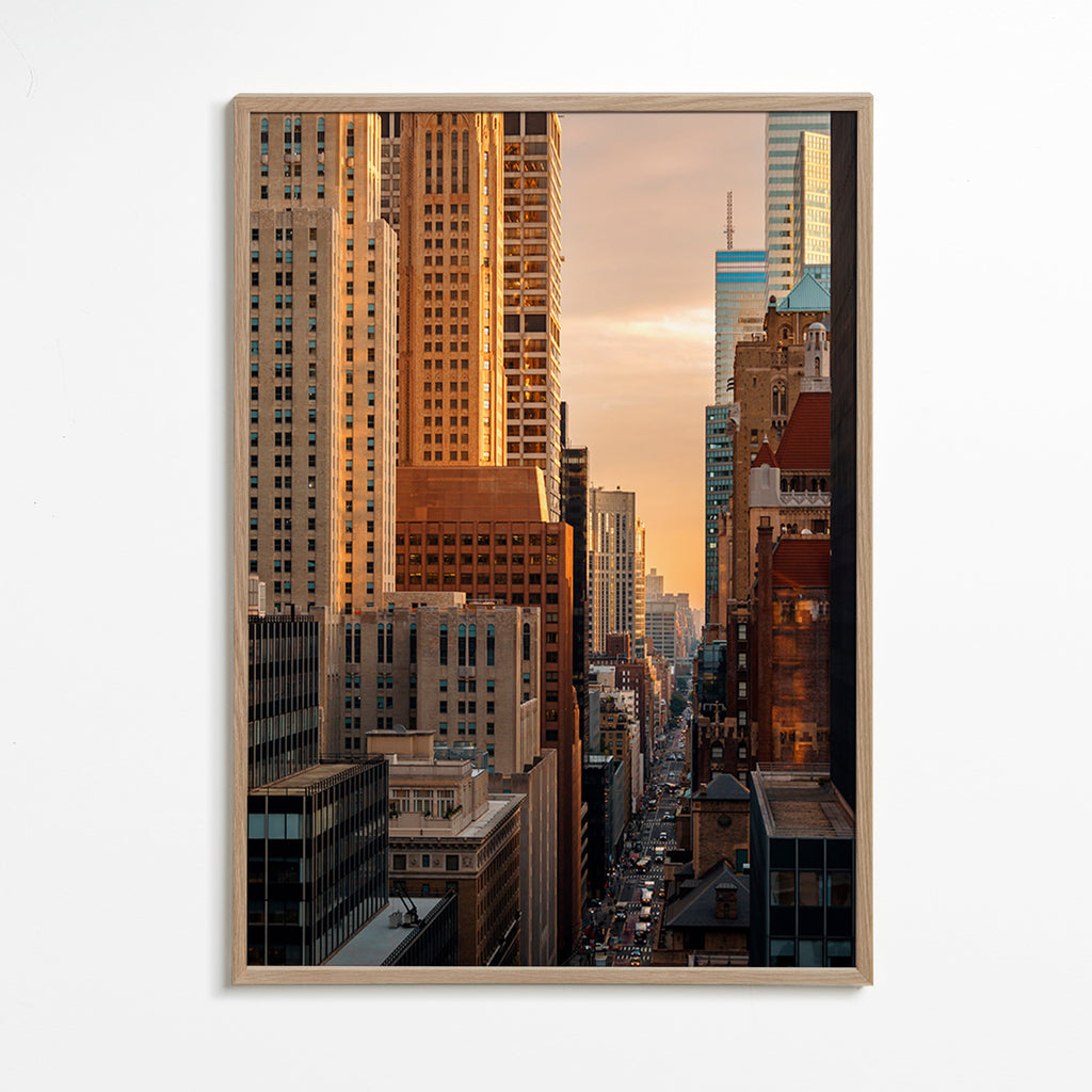 Stadsbild i morgonljus – Oak Frame