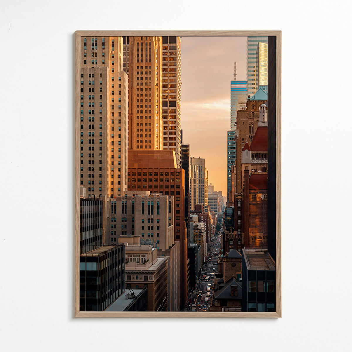 Stadsbild i morgonljus – Oak Frame