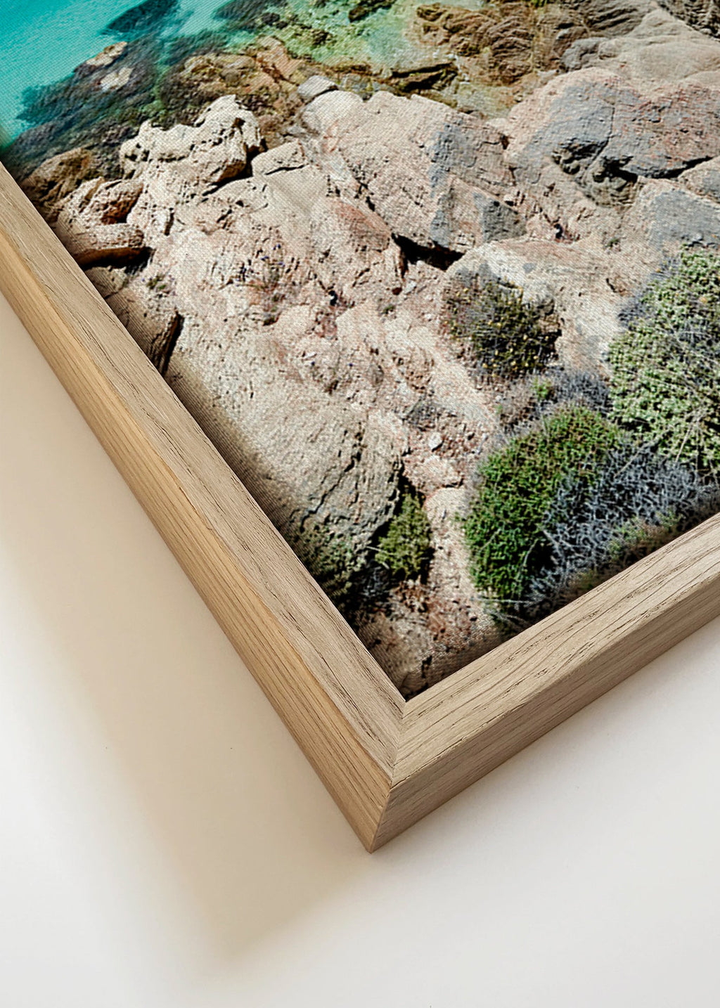 Landskapskonst: klippig kust med turkost hav – Canvas detail
