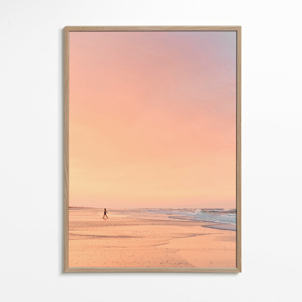 Landskapskonst: pastellstrand vid soluppgång – Oak Frame