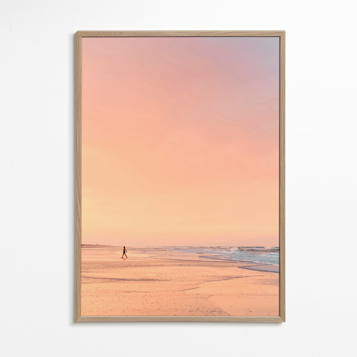 Landskapskonst: pastellstrand vid soluppgång – Oak Frame